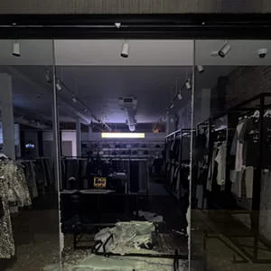 Commercial glass company Los Angeles